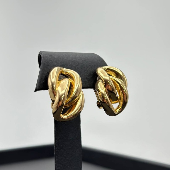 Christian Dior Gold-Tone Interlocking Curb Link Oval Round Clip-On Earrings - Picture 2 of 9